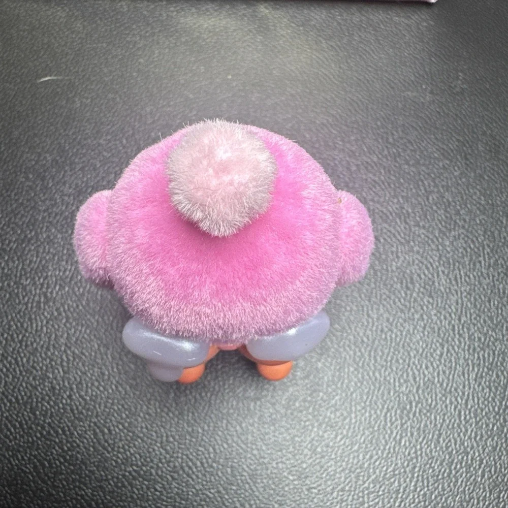 Pop Mart CRYBABY ‎ Crying For Love Series - STOLEN HEART. NO HEART JUST FIGURE
